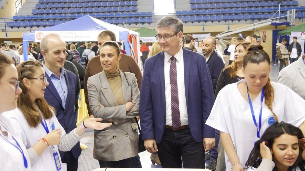 La II Feria de la Formación Profesional reúne más de 1.000 estudiantes del Poniente Almeriense