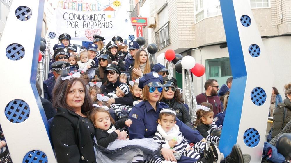 Más de 2.300 niños y niñas salen a la calle para celebrar el Carnaval Infantil en Adra