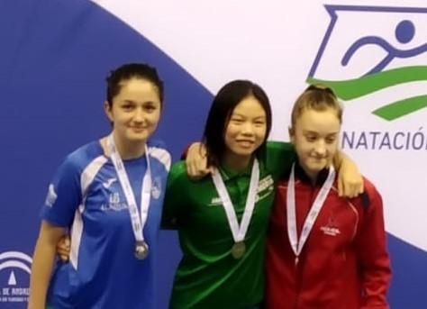 El Club H2O El Eijdo se cuelga seis medallas en el Campeonato de Andalucía de natación de invierno
