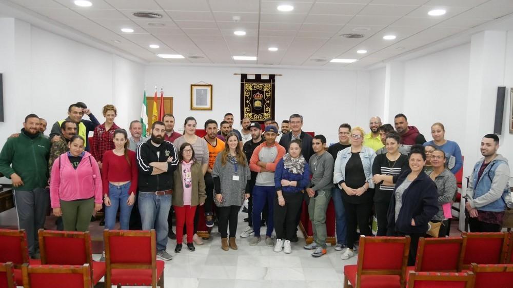 El Ayuntamiento de Adra suma 40 nuevos trabajadores para reforzar servicios de limpieza y mantenimiento