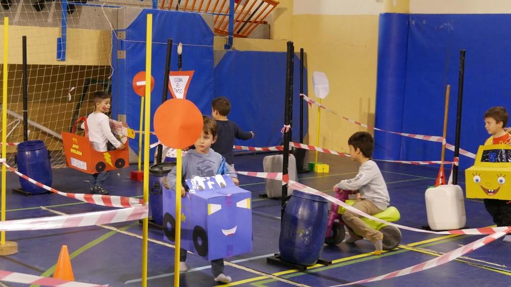 Éxito de la III Feria Infantil celebrada en el Pabellón de Deportes de Adra