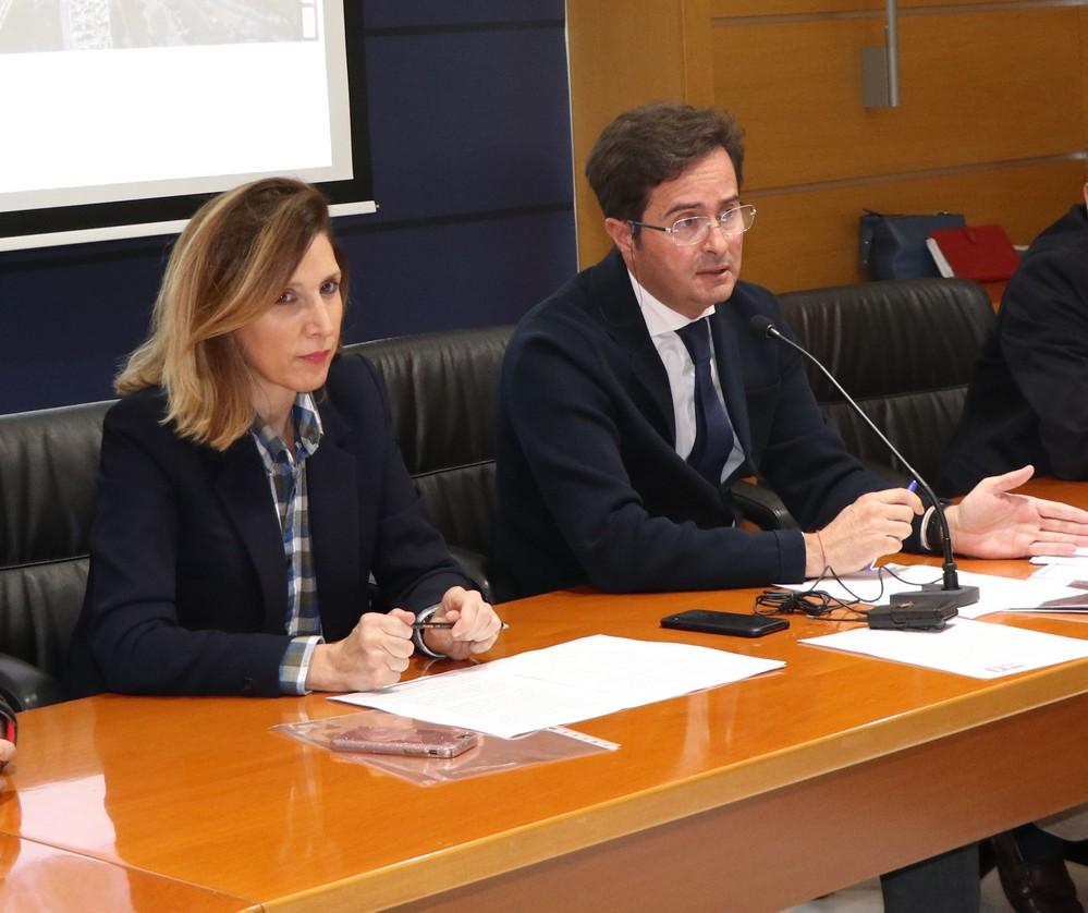 El equipo de gobierno desmiente al PSOE y dice que la promoción interna de la Policía Local se paró por prudencia y transparencia