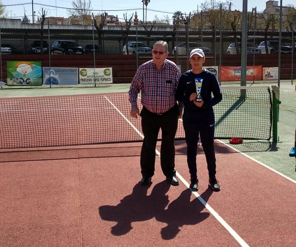 José Antonio Plaza, del CT El Ejido, vencedor en el Andalucía Tenis Tour a su paso por Linares