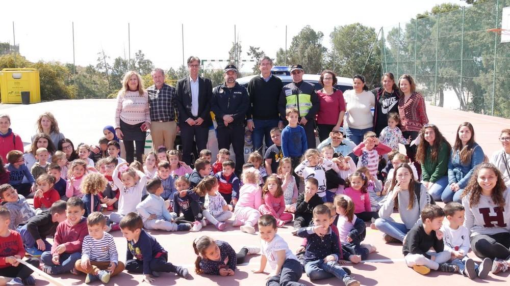 La Policía Local realiza una Jornada de Educación Vial para los más pequeños del CEIP Abdera