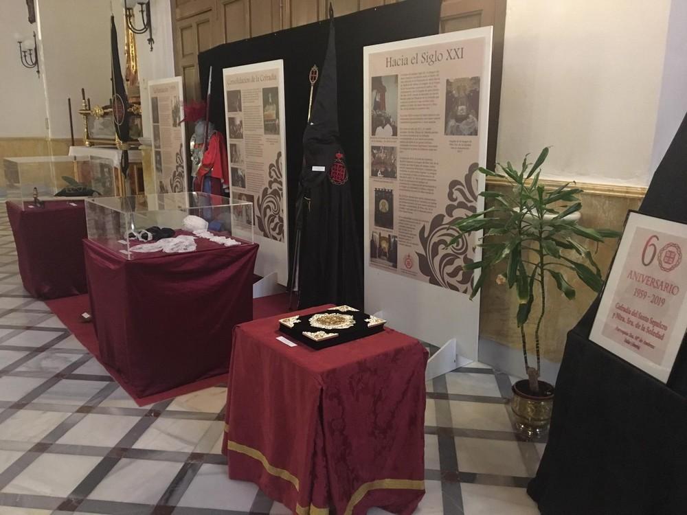 La Cofradía del Viernes Santo de Dalías comienza la celebración de su 60 aniversario con una exposición en la Parroquia