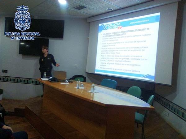 El interlocutor sanitario de la Policía Nacional “pone freno” a las agresiones a los sanitarios