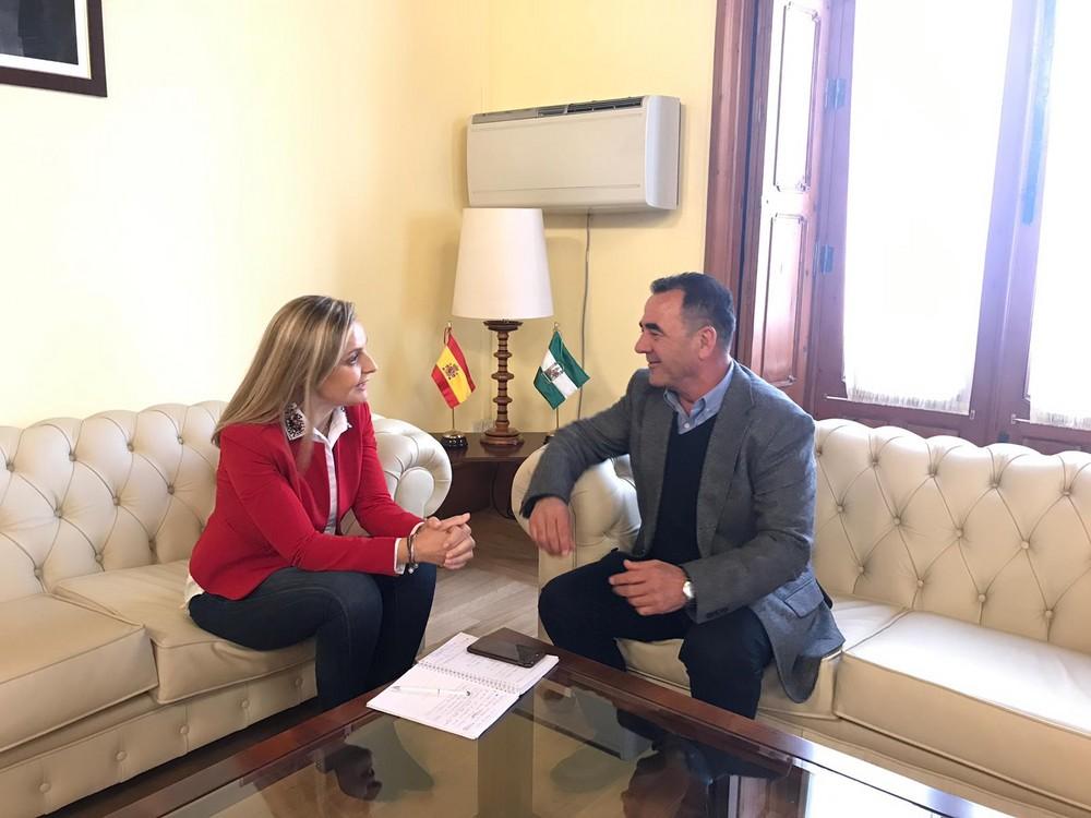 Una cirvunvalación y la ampliación del Centro de Salud con urgencias, principales peticiones de La Mojonera a la Junta