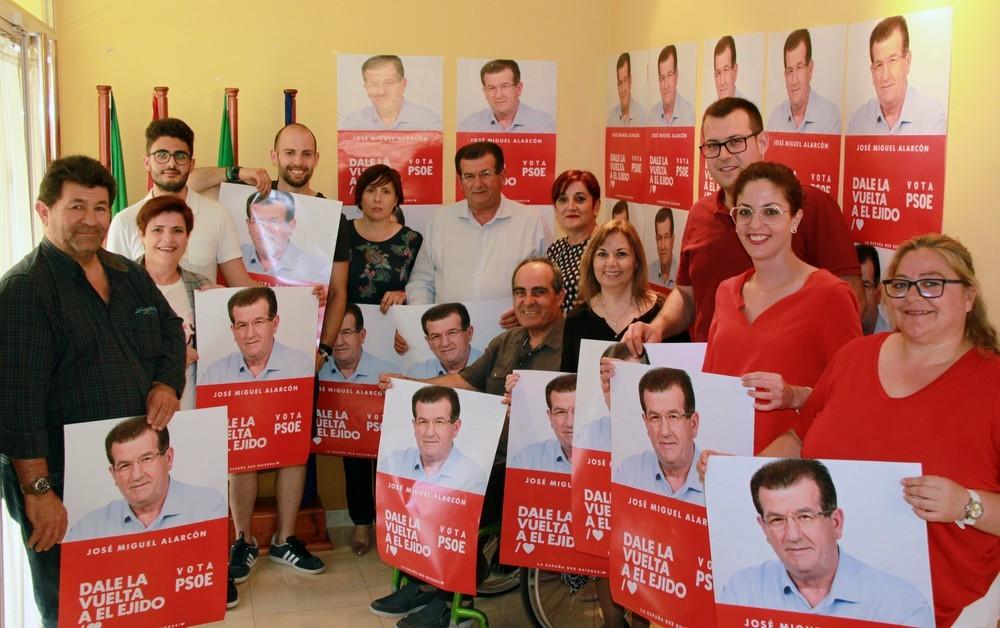 Los socialistas arrancan “con fuerza e ilusión” la campaña del 26M para 'Darle la Vuelta a El Ejido'