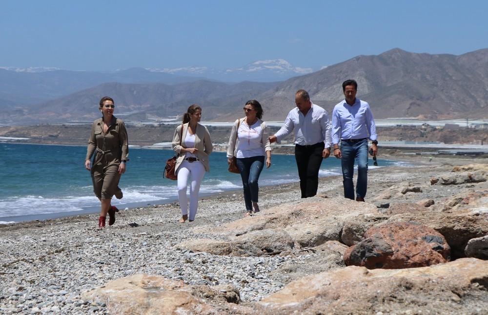 Góngora pide una reunión urgente para conocer las conclusiones del estudio del CEDEX sobre la costa de Balerma