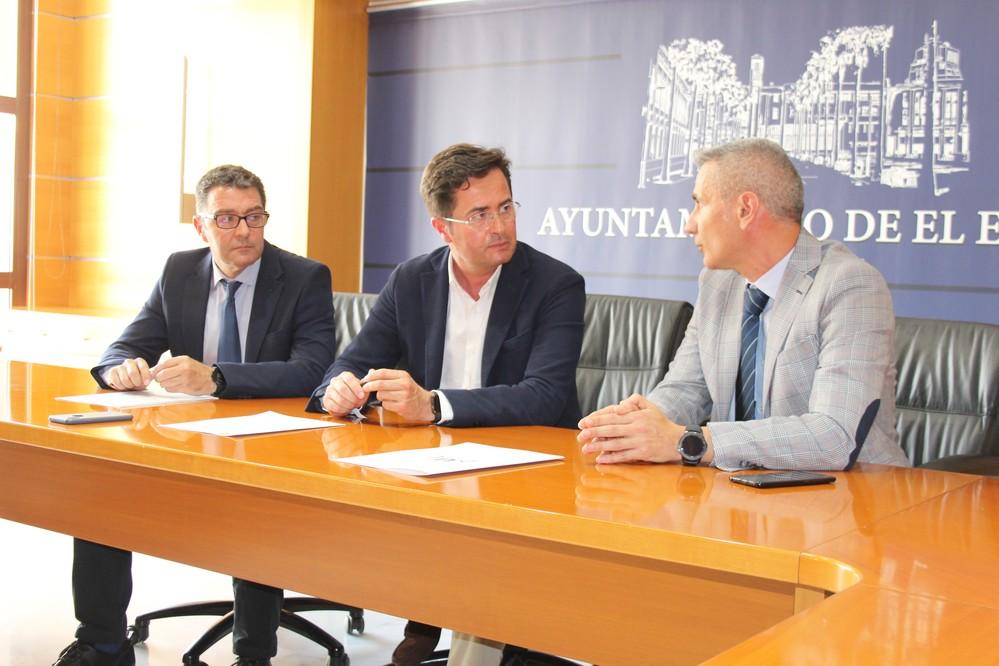 DUE pone a disposición de Distrito Sanitario Poniente de forma gratuita dos oficinas donde se prestarán los servicios de Fisioterapia