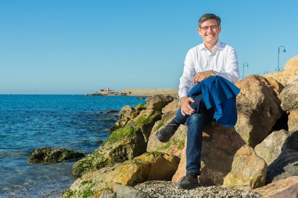 Un Albergue Urbano de calidad y una parcela para uso hotelero en el Puerto, medidas del PP de Adra para impulsar el turismo