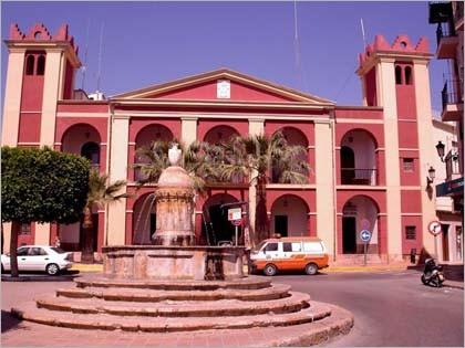 El PP revalida la mayoría absoluta y logra un concejal más en Berja con respecto a 2015