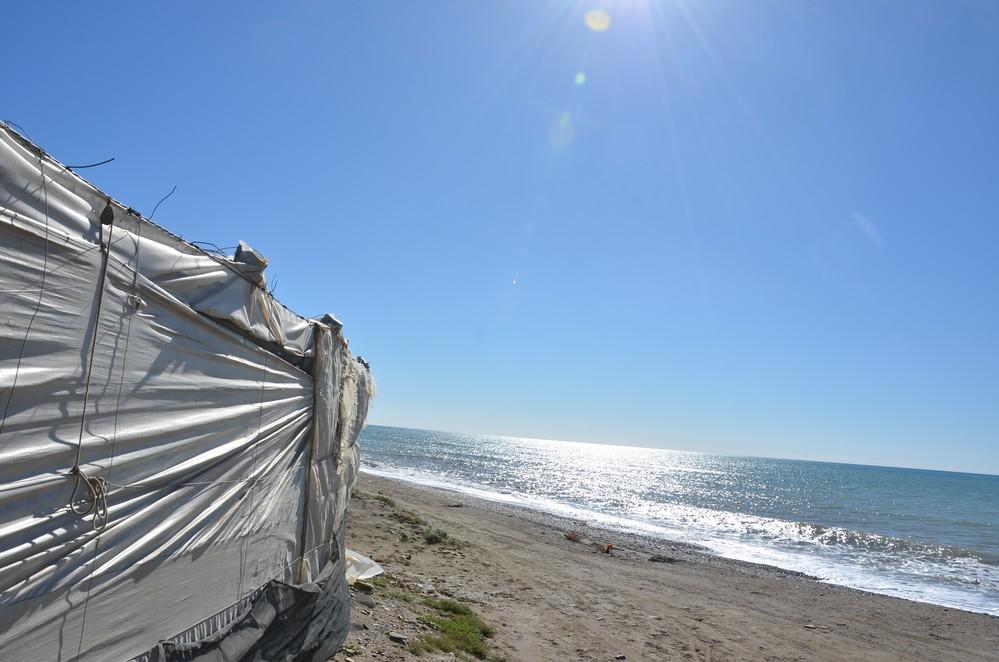 Hugo Morán informa al alcalde de El Ejido de las actuaciones de emergencia en la costa de Balerma