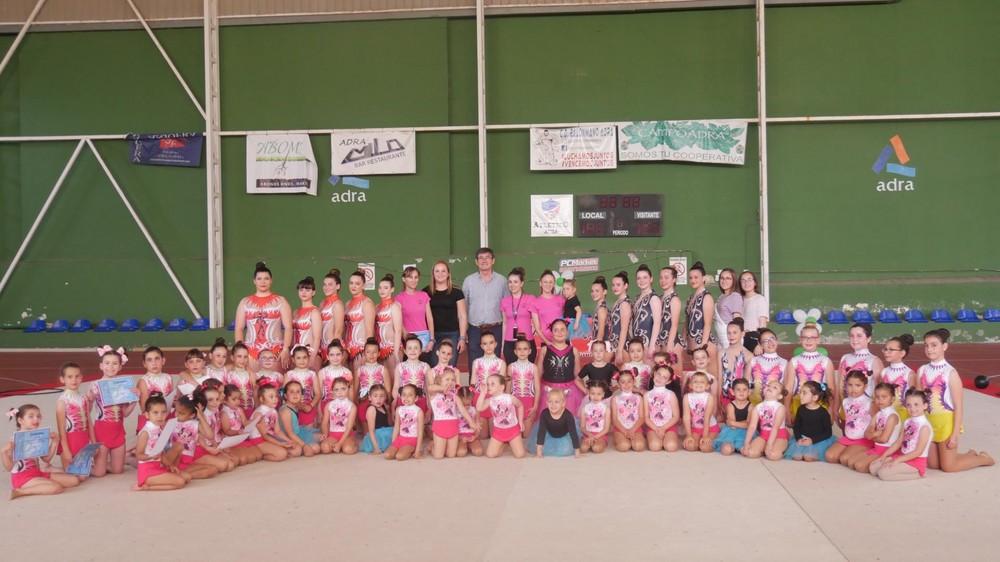 Una exhibición como despedida de la temporada de Escuela Municipal de Gimnasia Rítmica