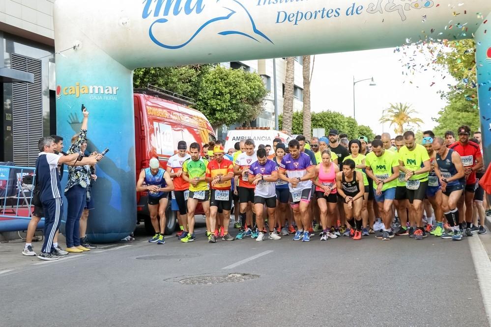  Cerca de 300 personas se animan con la 'Carrera Vertical' y suben los 547 escalones del edificio Torre Laguna