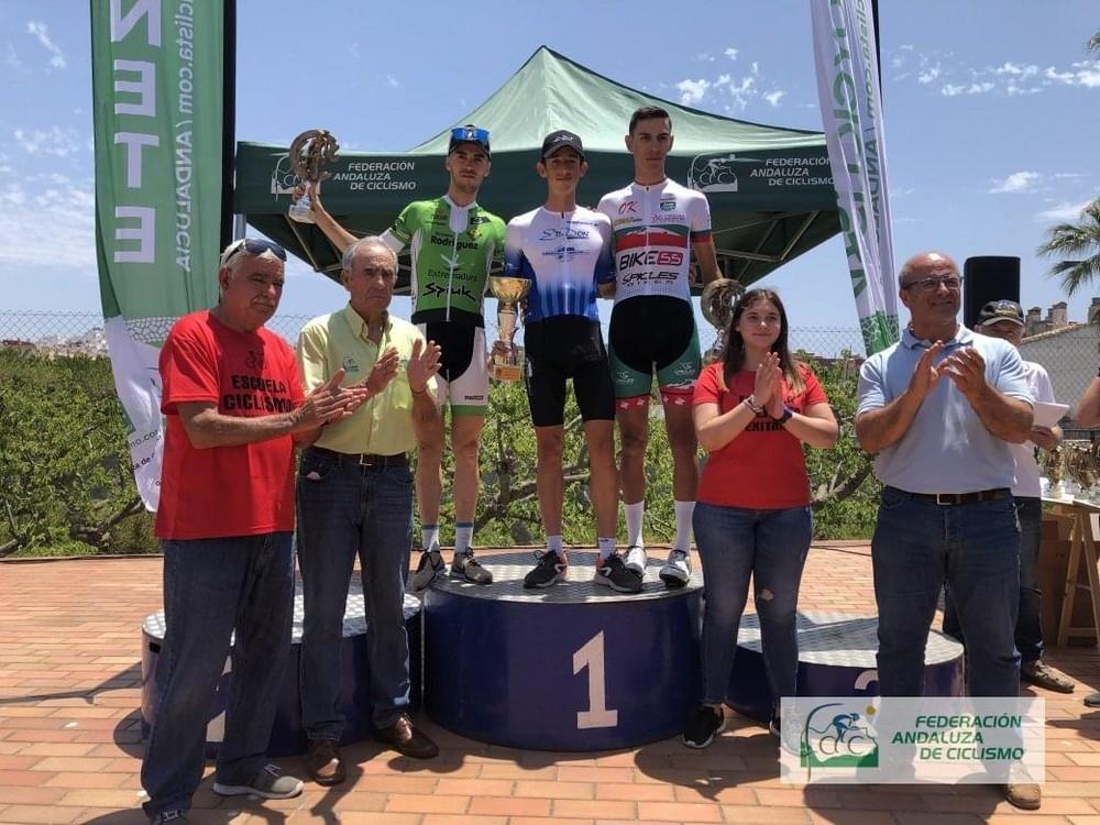 Sergio Estévez, de Etipon Bike, se corona en el Alto de la Cabra Montés