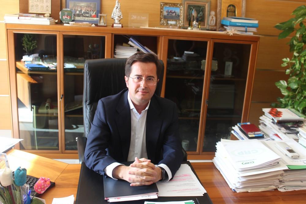 El PP de El Ejido cambia de opinión y elige gobernar el Consistorio en coalición con Vox