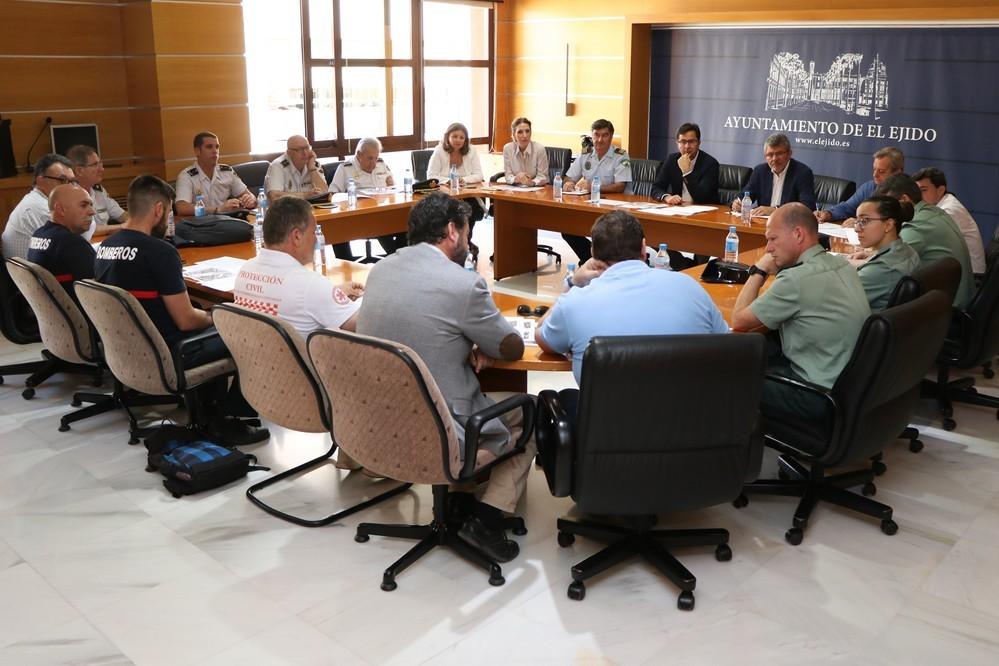 La Junta Local de Seguridad se reúne para fijar los dispositivos especiales que se pondrán en marcha en la Noche de San Juan y en las fiestas en honor a San Isidro Labrador