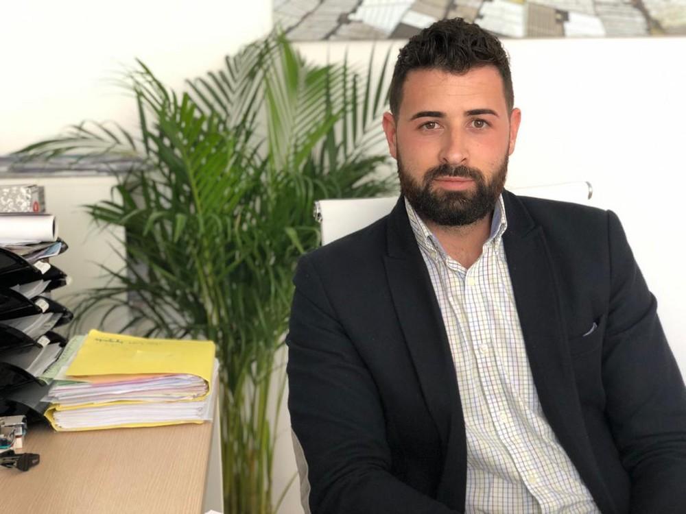 El PP de La Mojonera critica que la primera medida del alcalde sea “subirse el sueldo”