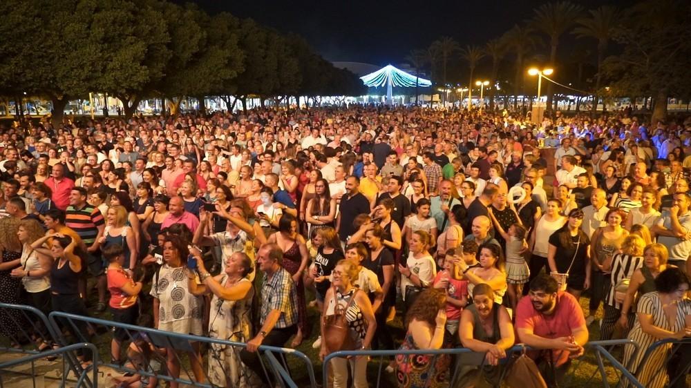 Las Fiestas de San Isidro llegan a su fin con la participación de más de 8.000 personas en los conciertos gratuitos y 10.000 en la tradicional Batalla de las Flores