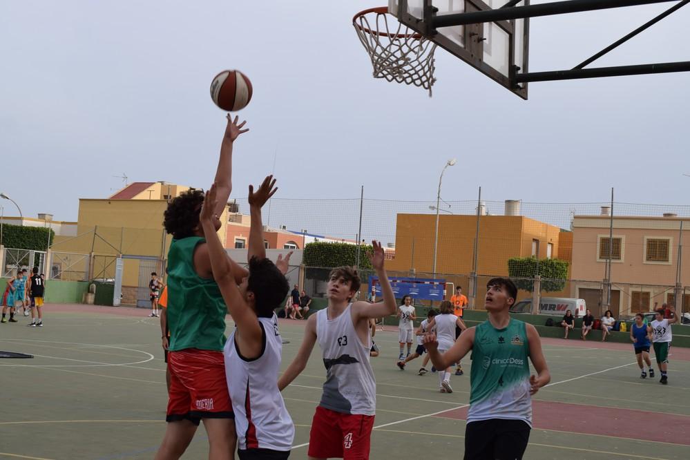 El 3x3 Benahadux pone líderes del circuito a dos equipos ejidenses en senior y cadete