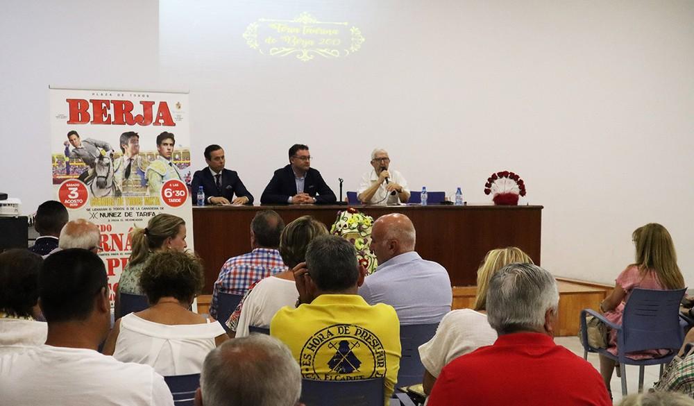 Leonardo Hernández, Miguel Ángel Perera y Ginés Marín torearán en la Feria de Berja 2019