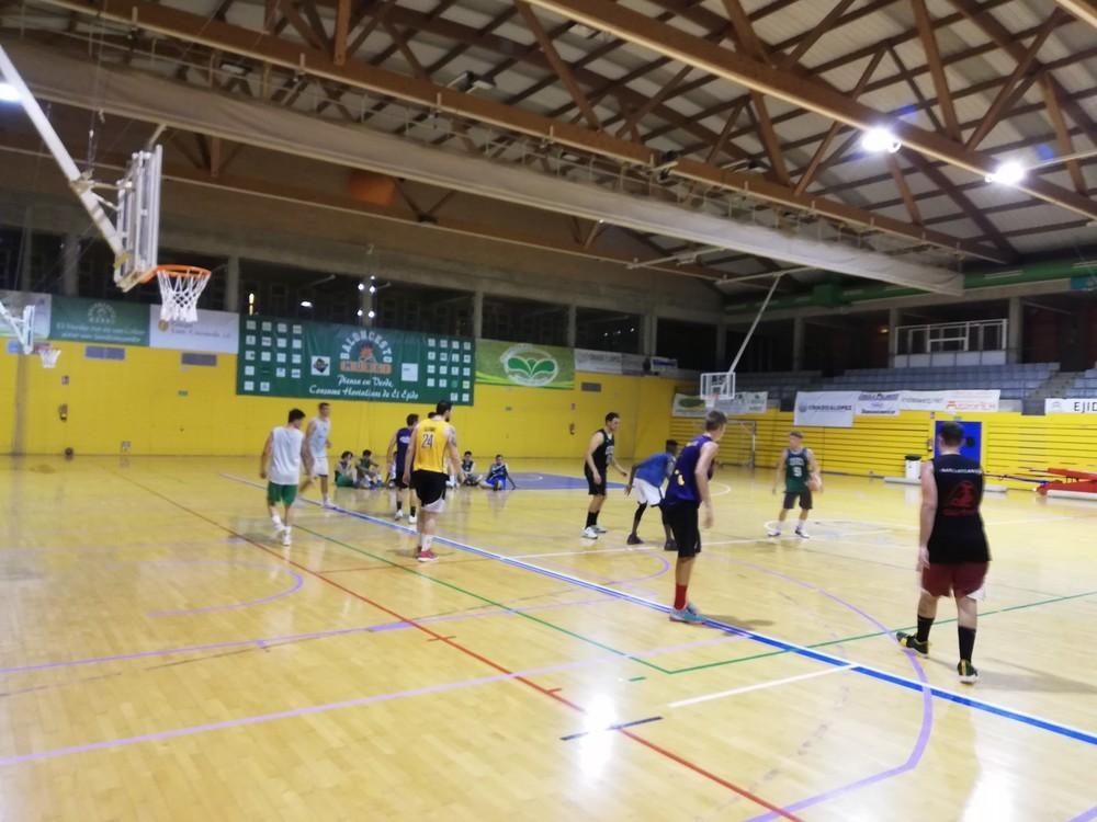 El senior del CB Murgi, que jugará en liga nacional, comienza su pretemporada