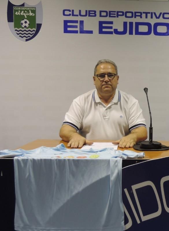 Vicente Puertas, nuevo presidente del CD El Ejido