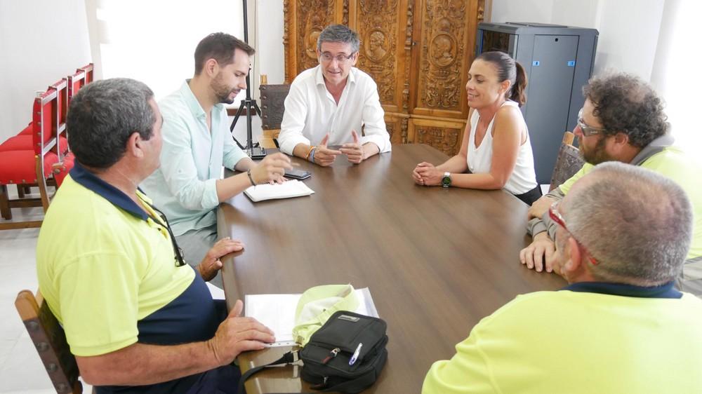 Adra refuerza el dispositivo de limpieza durante la celebración de ‘The Juergas Rock’