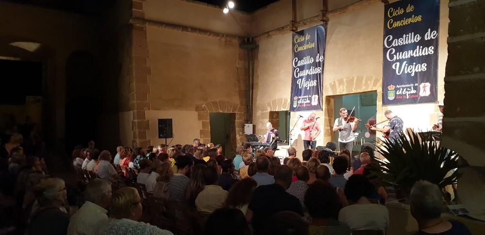 El XXII Ciclo de Conciertos del Castillo de Guardias Viejas cierra el telón con 3.000 espectadores