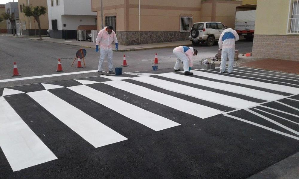 El Ayuntamiento trabaja en el incremento de la seguridad vial y peatonal en los entornos de los centros educativos