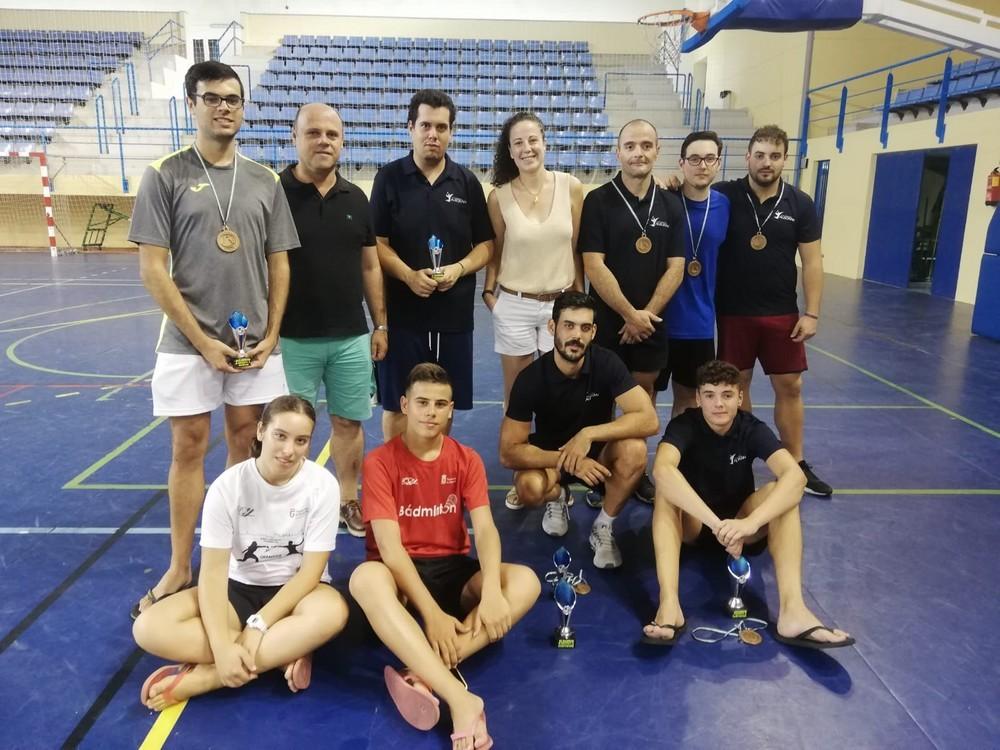 El Pabellón de Deportes de Adra acoge un año más el Torneo de Feria de Bádminton