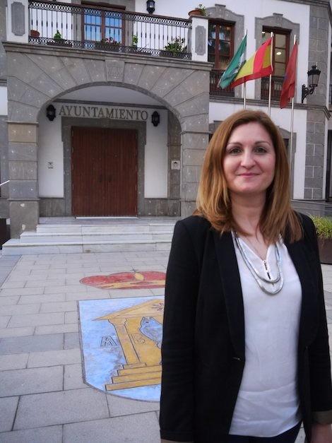 Esther Gómez asegura que 'el PP de Adra ahora que puede no quiere Presupuestos'