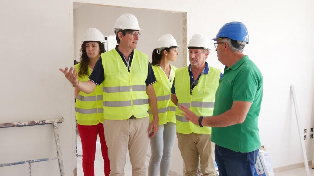 Las obras de reforma y ampliación del Consultorio Médico de La Curva entran en la recta final