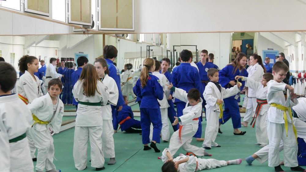 Las Escuelas Deportivas Municipales de Adra ofrecen casi una veintena de modalidades