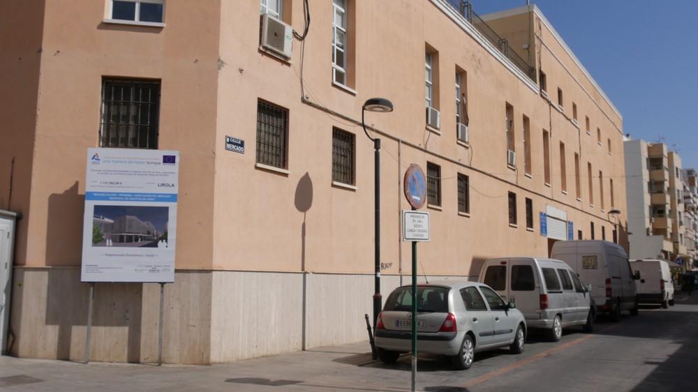 El Mercado Municipal de Adra solicita a la Junta de Andalucía su ‘transformación digital’