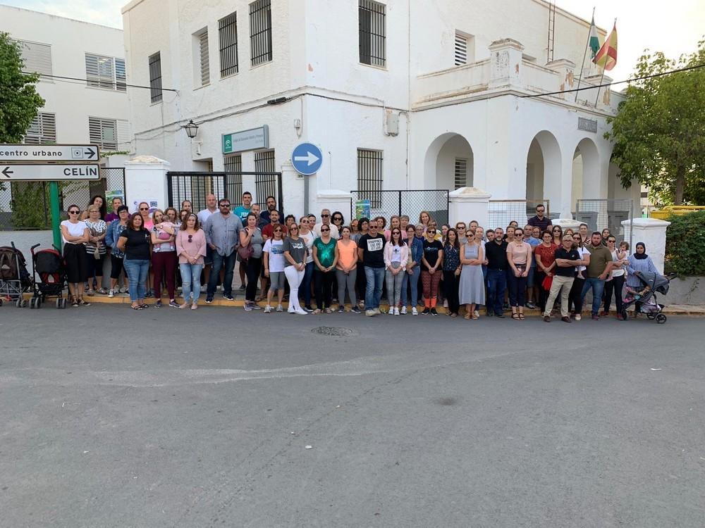 El Ayuntamiento de Dalías y AMPA exigen a la Junta que devuelva la normalidad al Colegio Luis Vives