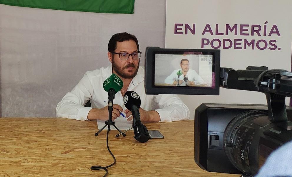 Diego Crespo exige la paralización del derribo de las chabolas programado por el Ayuntamiento de El Ejido