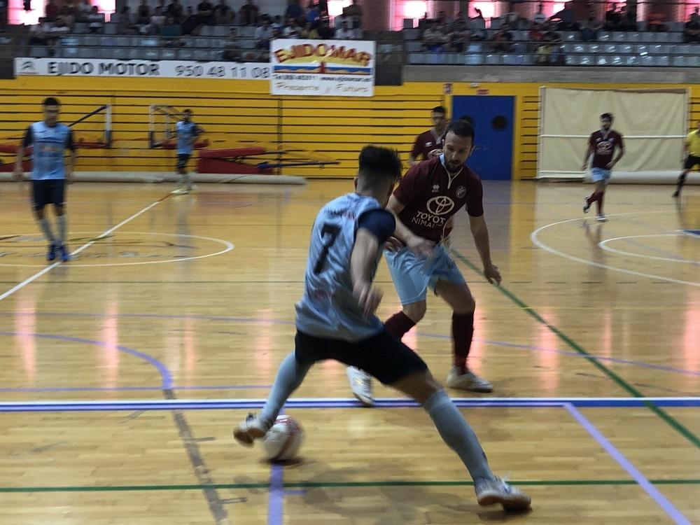 Los celestes vuelven a golear en casa para ser más líderes que nunca