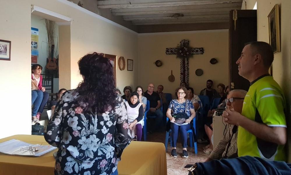 La Asociación Cultural Acerobo rinde homenaje a la mujer rural con una charla-coloquio