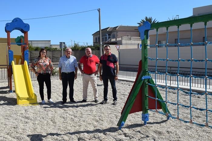 Nuevo parque con zona de juegos infantiles en la parte norte de Barrio Archilla
