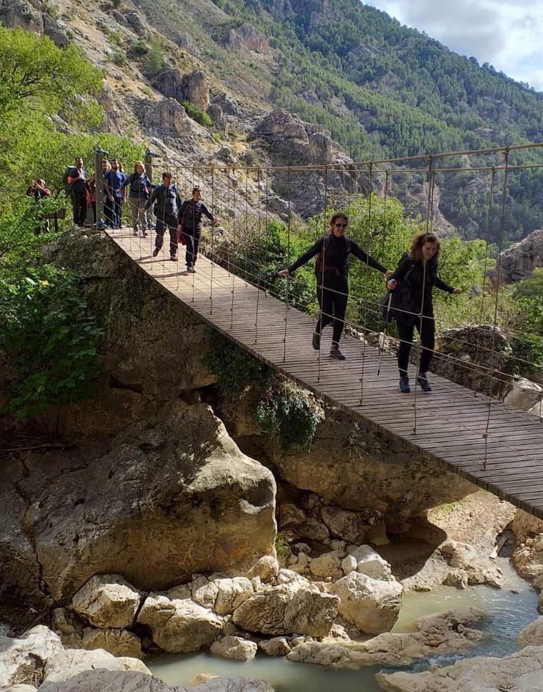 Cincuenta personas disfrutan de la Ruta del Gollizno, primera actividad de ‘Adra en la Senda’
