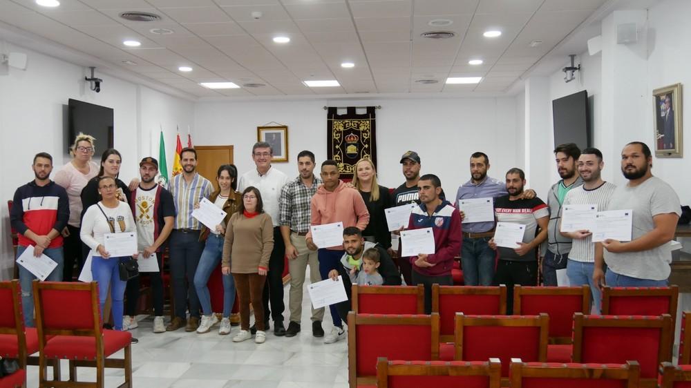 Beneficiarios de la Iniciativa de Cooperación Local reciben los diplomas acreditativos