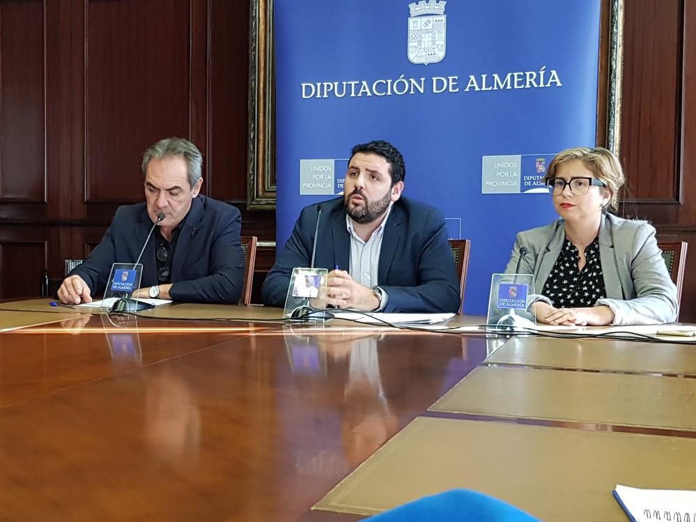 El PSOE advierte de que la ‘pésima gestión tributaria’ de la Diputación está asfixiando a pueblos como Vícar o Berja