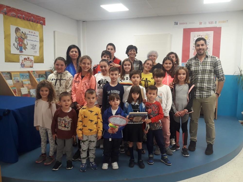 La Biblioteca Municipal de Adra hace entrega de los premios del concurso ‘Qué haría yo por la paz’