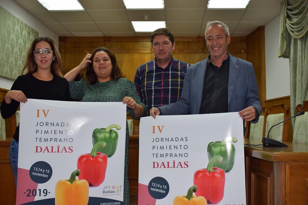 El Casino acogerá las charlas y la decena de expositores de las IV Jornadas de Pimiento Temprano de Dalías