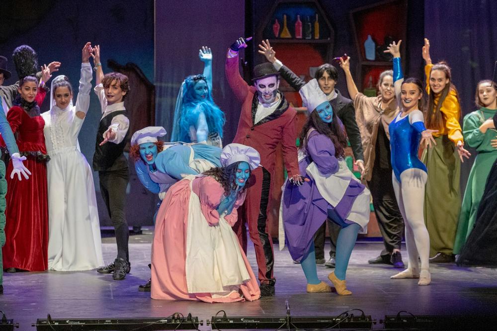 El musical Emily, la eterna prometida, llega a Adra