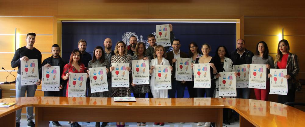 La Plaza Mayor acoge la I Feria de Innovación y Comercio de El Ejido para exponer la excelente calidad del producto local