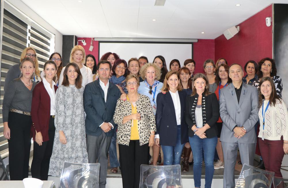 Diputación, Ayuntamiento de El Ejido y ALMUR impulsan el emprendimiento femenino