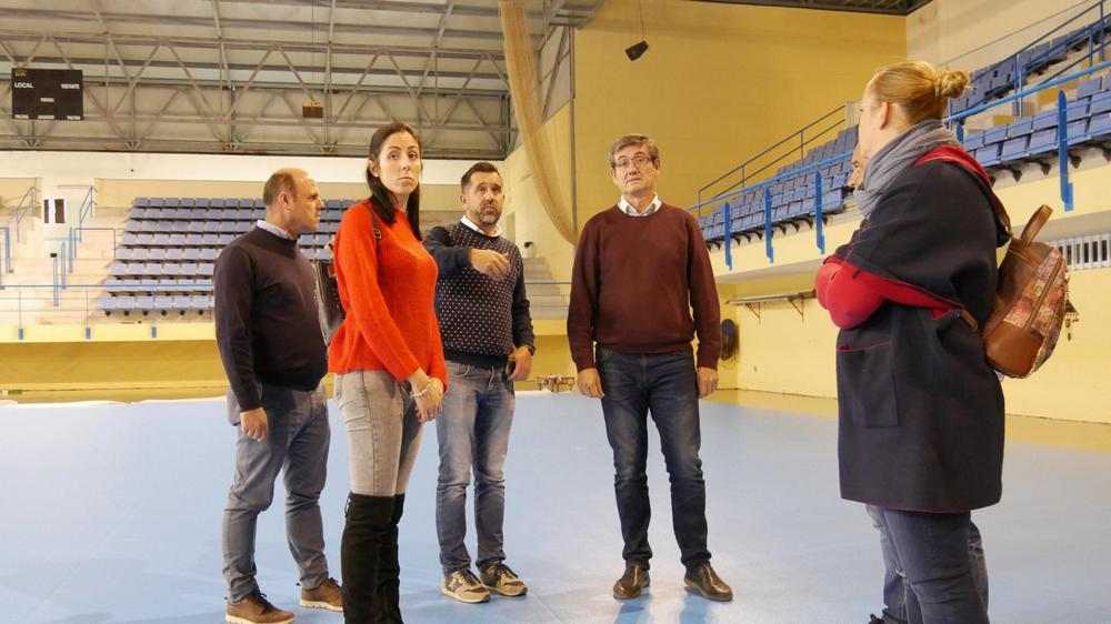El Pabellón Municipal de Deportes de Adra, a unos días de estrenar su nueva pista tras su renovación integral